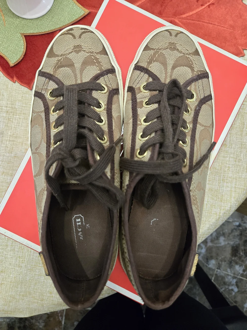 Coach Women’s Brown Signature Canvas Sneakers 6.5M